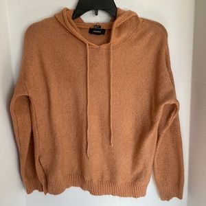 Forever 21 hooded sweater size M
